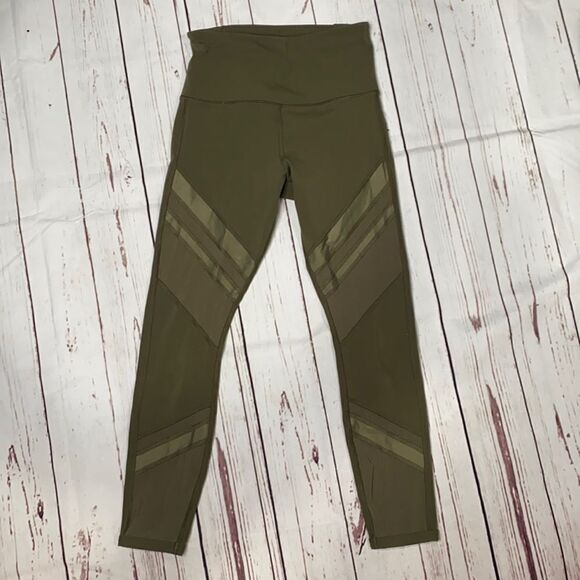 Lorna Jane Army Green Go Between Core A/B Tight - Green - Picture 1 of 5